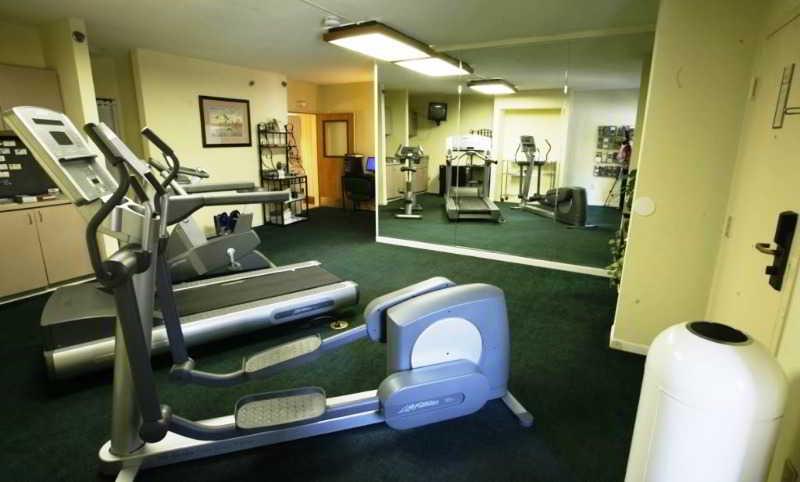 Clarion Inn & Suites Aiken South Buitenkant foto